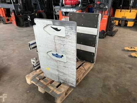 377_46-16053-4.jpg?v=1761538861