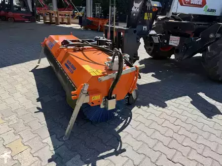 Spazzatrici 2019  Tuchel Profi 660 - 260 (1)