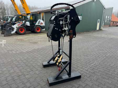 Treuil à câble hydraulique  Manitou Seilwinde 3000 kg (2)