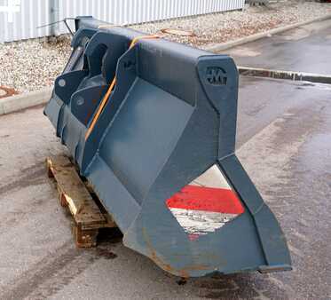 Benne 2020  Magni 1000 L (2)