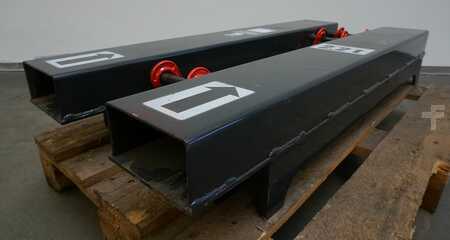*** Autres *** 2019  Carl Stahl Batteriewechseltraverse 80 V (2)