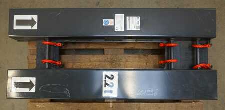 *** Autres *** 2019  Carl Stahl Batteriewechseltraverse 80 V (3)