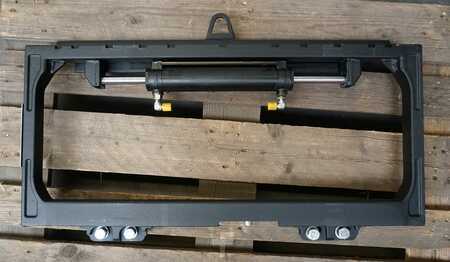 Boční posuvy 2021  SE Equipment Poland Sideshifter SE 0890mm/2500kg/FEM 2 (1)