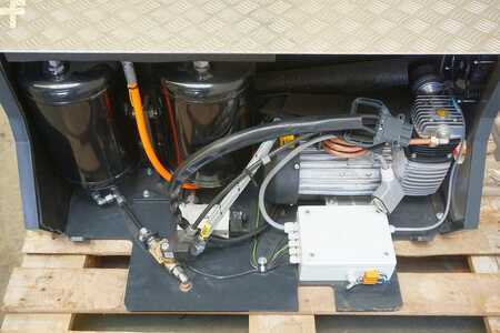 *** other devices *** - Linde Kompressor für Druckluftbremsanlage Linde P 80 (2)