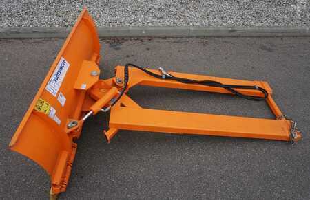 Snow plough 2019  Flötzinger SRS-C (3)
