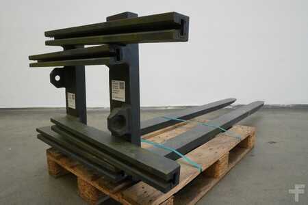 Vidlice 2006  Kaup kpl. Schlittensatz T411 (2)