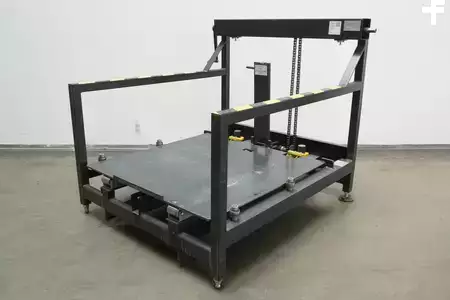 ***outros ***  2021  Maschinenbau & Fördertechnik 8429507 (1)
