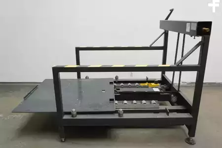 ***outros ***  2021  Maschinenbau & Fördertechnik 8429507 (4)