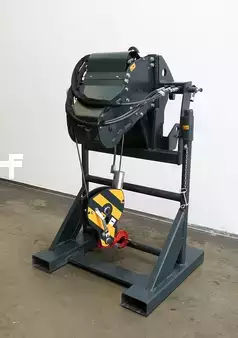Hydraulický naviják 2025  Magni W 3,5 l / / hydraulische Seilwinde 3500 kg (3)