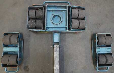 *** muut välineet *** 2005  Pfaff Schwerlastrollen-Set (3)