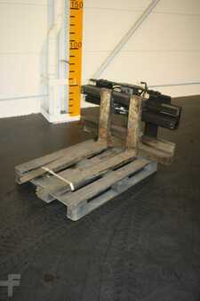 Chwytak portowy 2002  Cascade 33 E-HCS-A 606 (1)