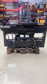 Positionneur de fourches à déplacement latéral 2016  Durwen PGK 25S-S  (7)