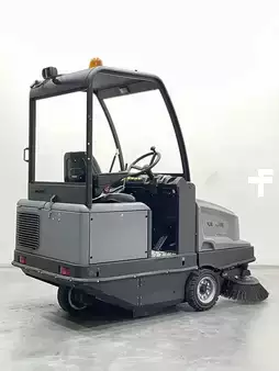 Zamiatarka 2019  [div] KM120/250 RPB (2)