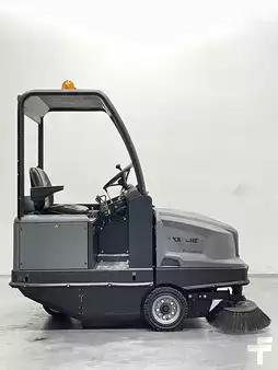 Zamiatarka 2019  [div] KM120/250 RPB (3)