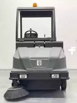 Zamiatarka 2019  [div] KM120/250 RPB (5)