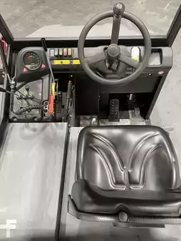 Zamiatarka 2019  [div] KM120/250 RPB (7)