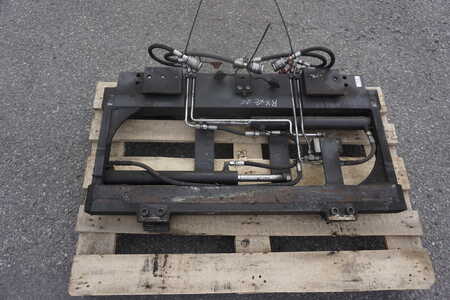 Fork adjustment equipment with sideshift  Kaup 2T 160B - 2500kg - FEM 2 (3)