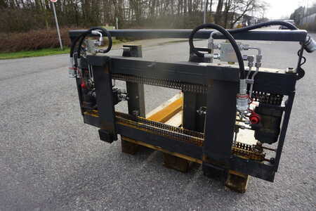 Pozicionér vidlic s bočním posuvem  Kaup 2T 163S - Tragkraft 2500kg - FEM 2 (5)