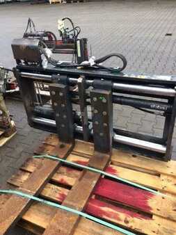 Gaffelflytter med sideflytter 2014  Stabau S11-ZV30SV-BR01 (1)