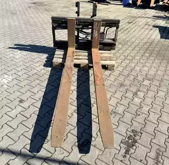Pozicionéry vidlic 2008  Kaup 4.5T160IZ (Linde H40-50-394 Triplex mast) (1)