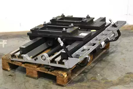 Equipamento de ajuste dos garfos com deslocamento lateral 2025  Durwen ZVP 48-AS, Breite 1350 mm (2)