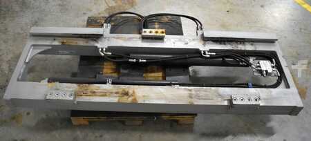 Posizionatore forche con traslatore integrato 2024  Durwen RZV 110-MA (3)