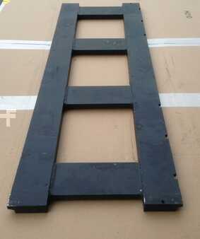 Zubehör - [div] Gabelträger-Platte (1)