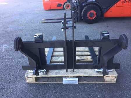 Zubehör - [div] Euro-Gabeltraeger mit 3 Punkt-Aufnahme (1)