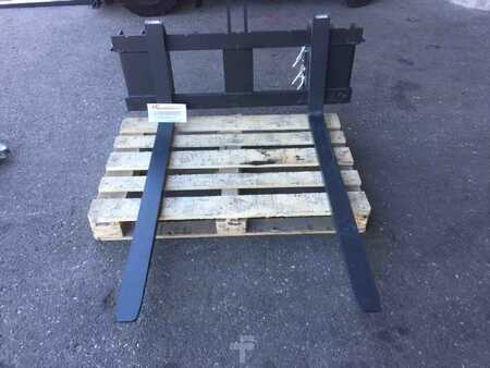 Zubehör - [div] 3Punkt + Front Gabelträger (3)