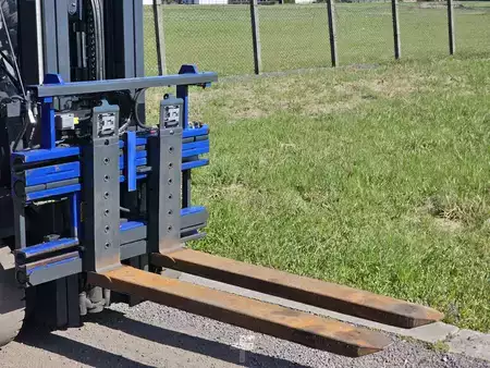 Positionneur de fourches 2019  Griptech RG4 25/FPN 25 (4)
