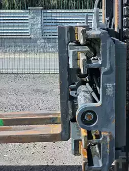 Haarukoiden asetinlaite 2019  Kaup 4.5T411 (6)