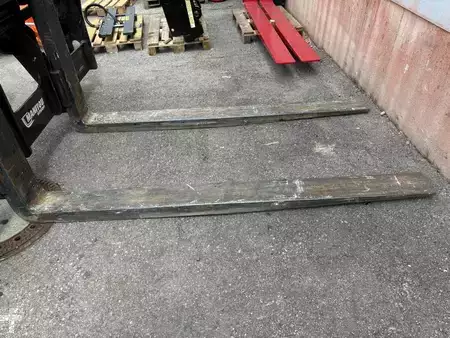 Zinkenverstellgerät 2022  Manitou CAT+P+SS (4)