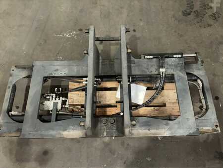 Pozycjoner wideł 2016  Kaup 8T 466BI integriert (5)