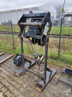 Příslušenství  Manitou 3 to. Seilwinde (708534) W30-120 (1)