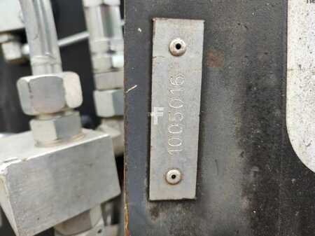 Příslušenství  Manitou 3 to Seilwinde (711931) W30-13 (2)