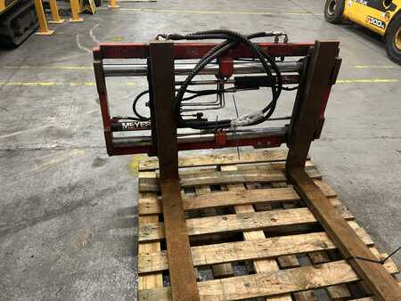 Fork positioners 2021  Meyer Class 3  (2)