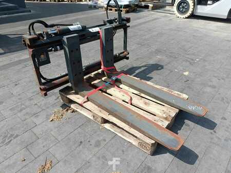 Posizionatore forche con traslatore integrato 2014  Durwen RZV 35 GS (1)