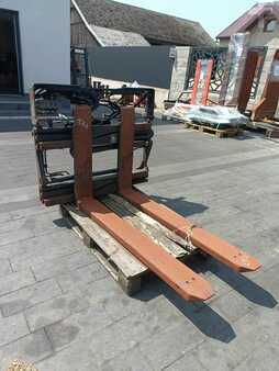 Posizionatore forche con traslatore integrato 2017  Durwen ZVP-S-TGZ.35.13 (1)