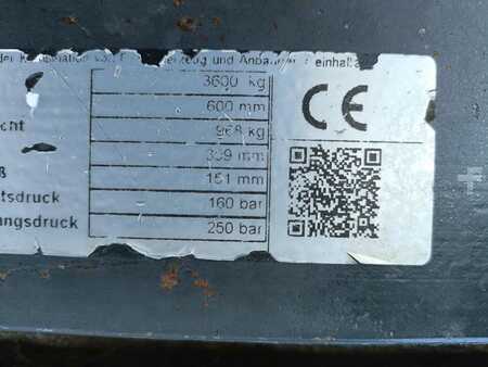 Bale clamp 2021  Durwen PBK 45 (5)