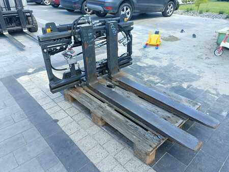 Posizionatore forche con traslatore integrato 2016  Kaup 3.5T466B (1)