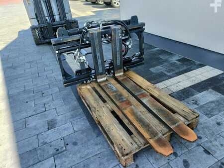 Posizionatore forche con traslatore integrato 2020  Kaup 3.5T466B (4)