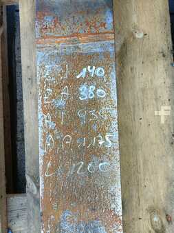 Posizionatore forche con traslatore integrato 2020  Kaup 3.5T466B (5)