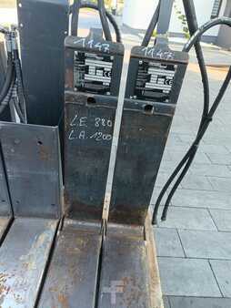 Hydraulic Telescopic Fork Arms 2019  Griptech-Kooi RG4-25-800-400 (3)