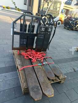 Hydraulic Telescopic Fork Arms 2020  Griptech-Kooi RG4-25-1350-1000 (1)