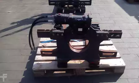 Forgató szerkezet 2018  Auramo RC2510A (1)