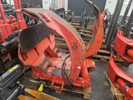 Bálafogó 2001  Auramo RA-300NJE (1)