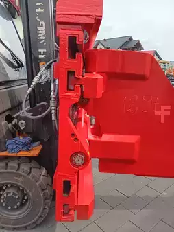 Attachment clamp 2019  Durwen PZK 80 (6)