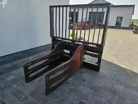 Attachment clamp 2019  Durwen PBK 45 (1)