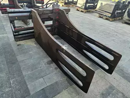 Attachment clamp 2014  Durwen PBK 45 (1)