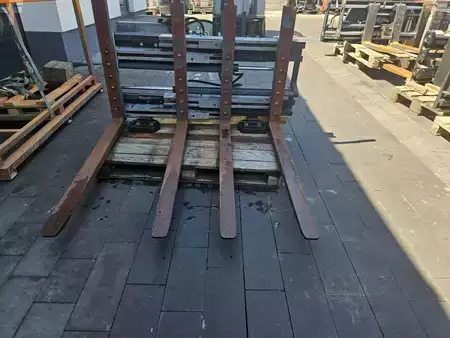 Vidlice na více palet 2/1 - Kaup 2T429 (2)